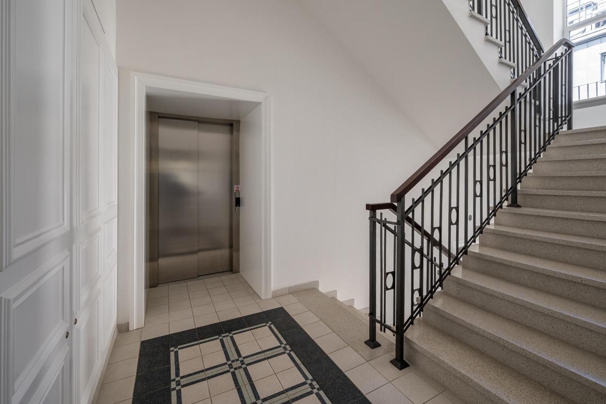 Wilcza City Centre Deluxe Apartment Warsaw Exterior photo