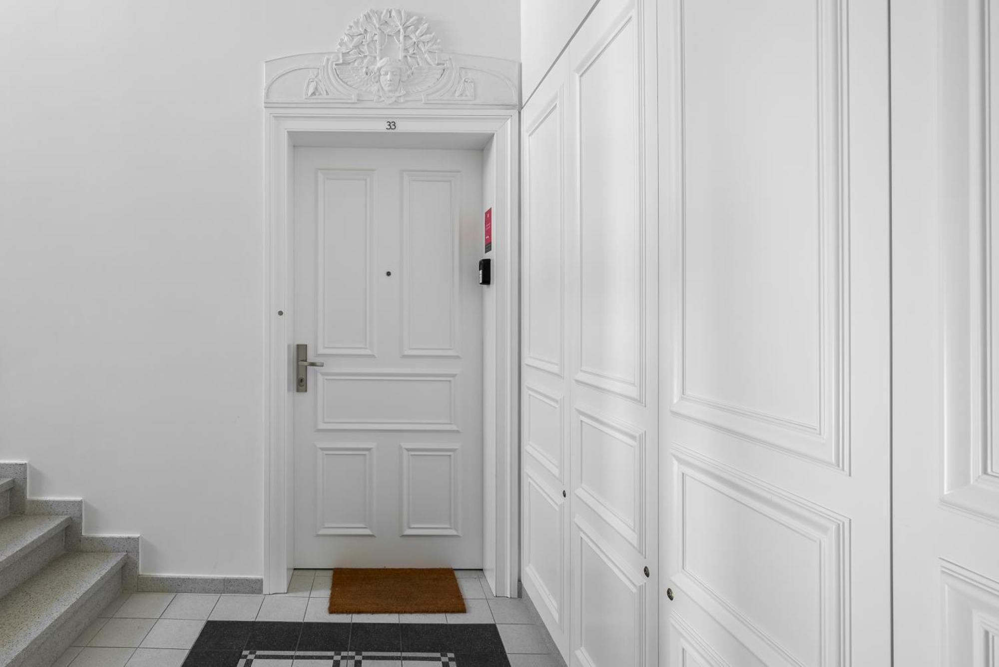 Wilcza City Centre Deluxe Apartment Warsaw Exterior photo
