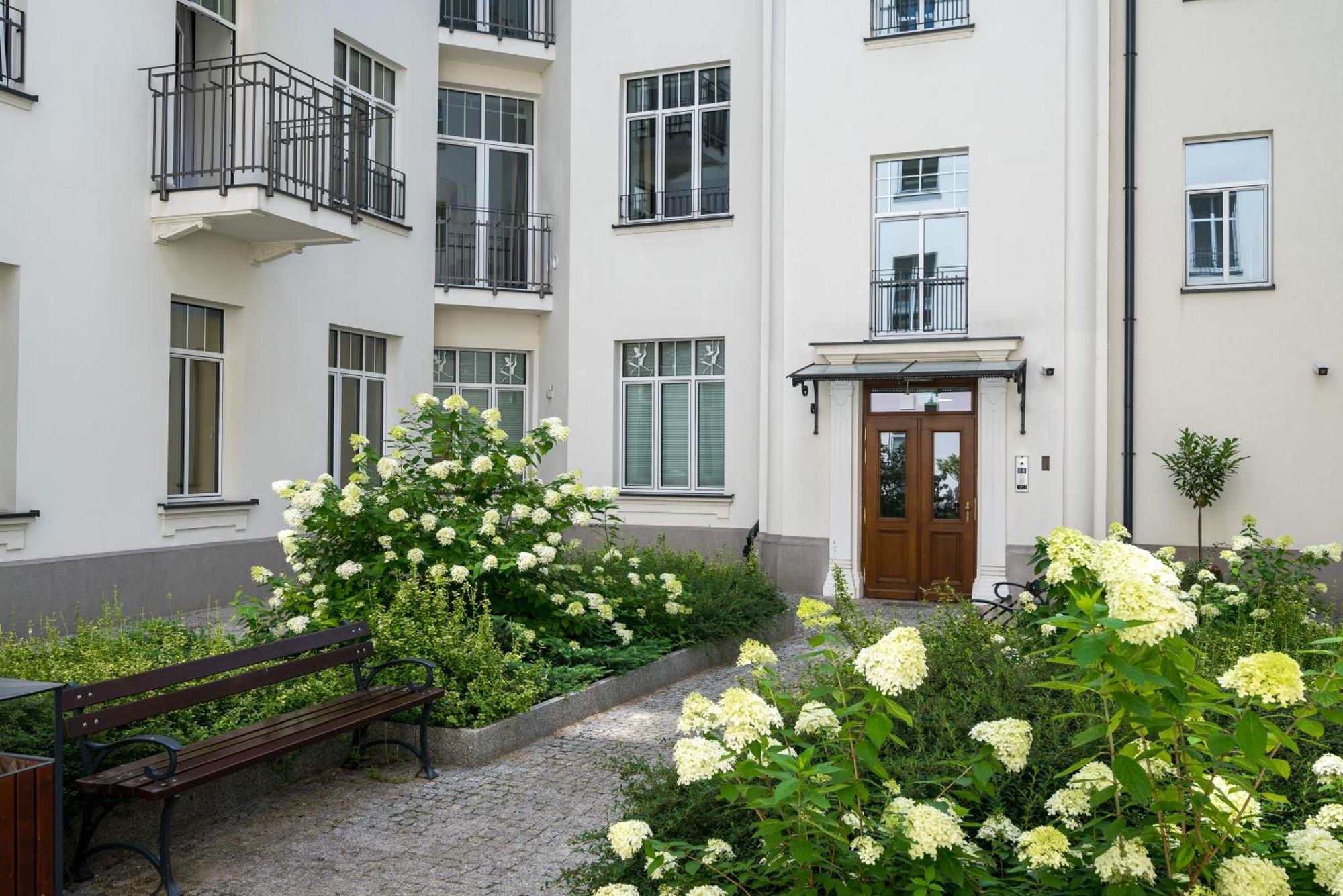 Wilcza City Centre Deluxe Apartment Warsaw Exterior photo